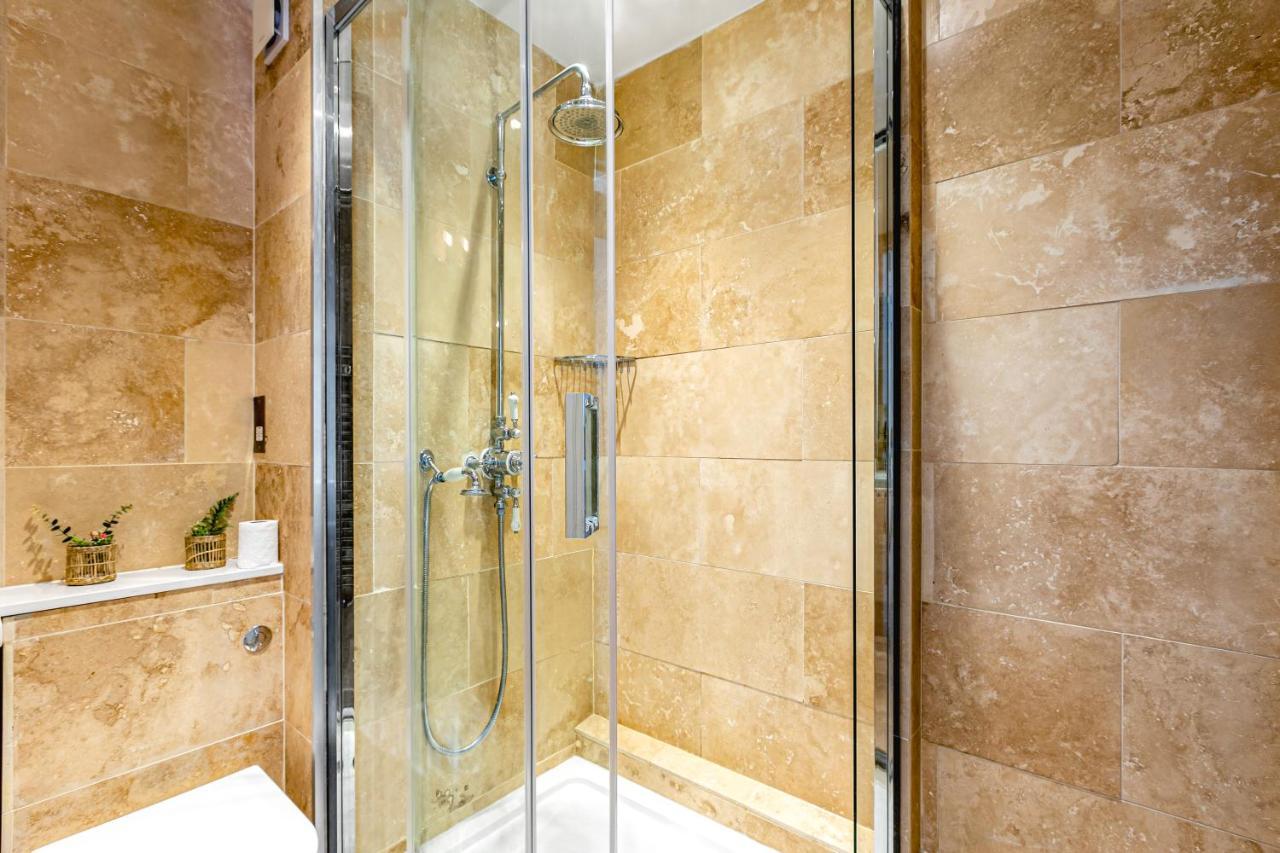Charming Studio Flat Close To Holborn Station London Bagian luar foto